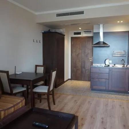 Апартамент Royal Beach Barcelo *